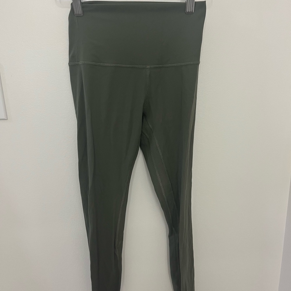 Ribbed Lululemon Leggings